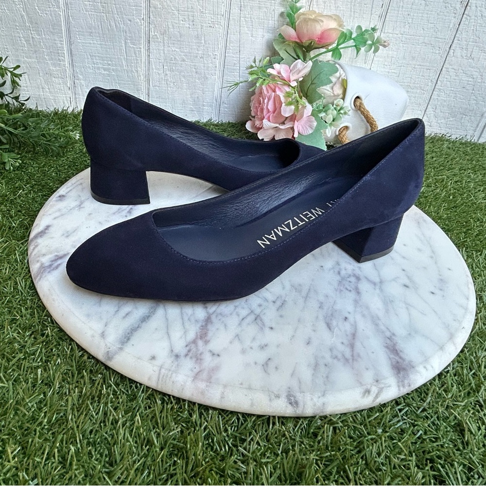 STUART WEITZMAN
Vivienne 35 Pump In Nice
Blue women size 7 NEW
$230 - Picture 5 of 16